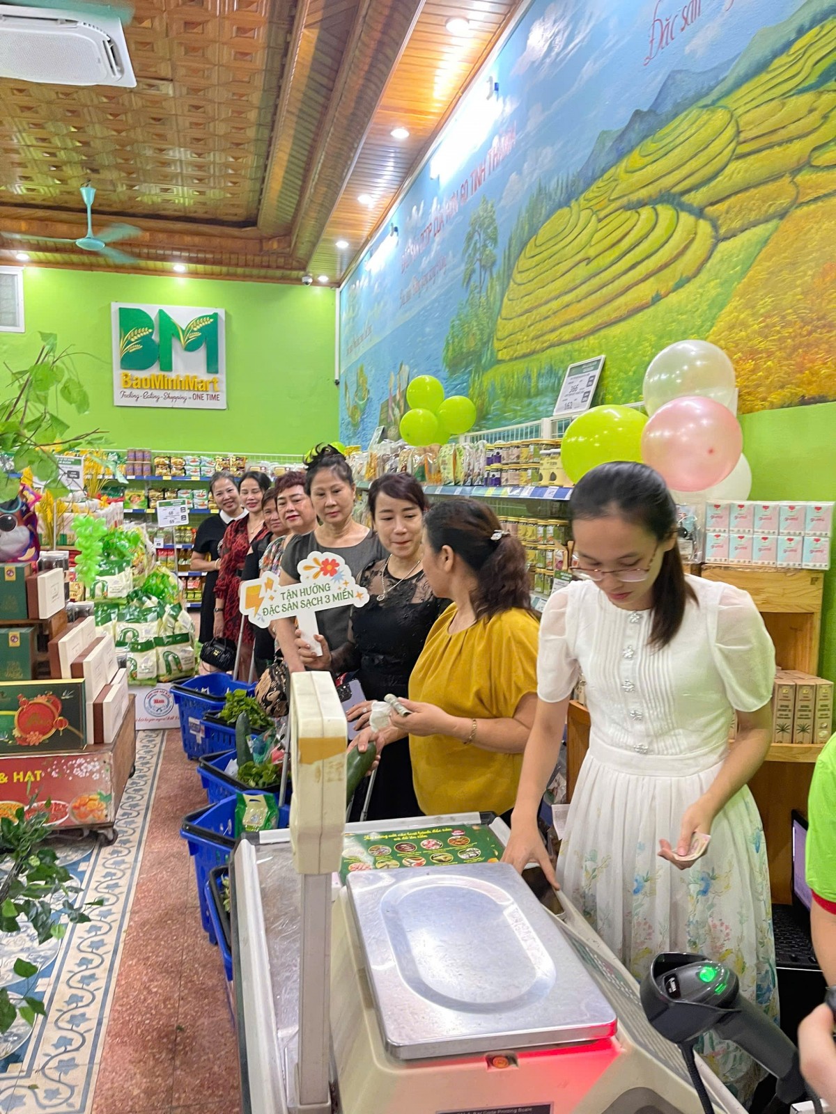 Khai trương Bảo Minh Mart: Khát khao đưa đặc sản OCOP tới mọi nhà Khai trương Bảo Minh Mart: Khát khao đưa đặc sản OCOP tới mọi nhà