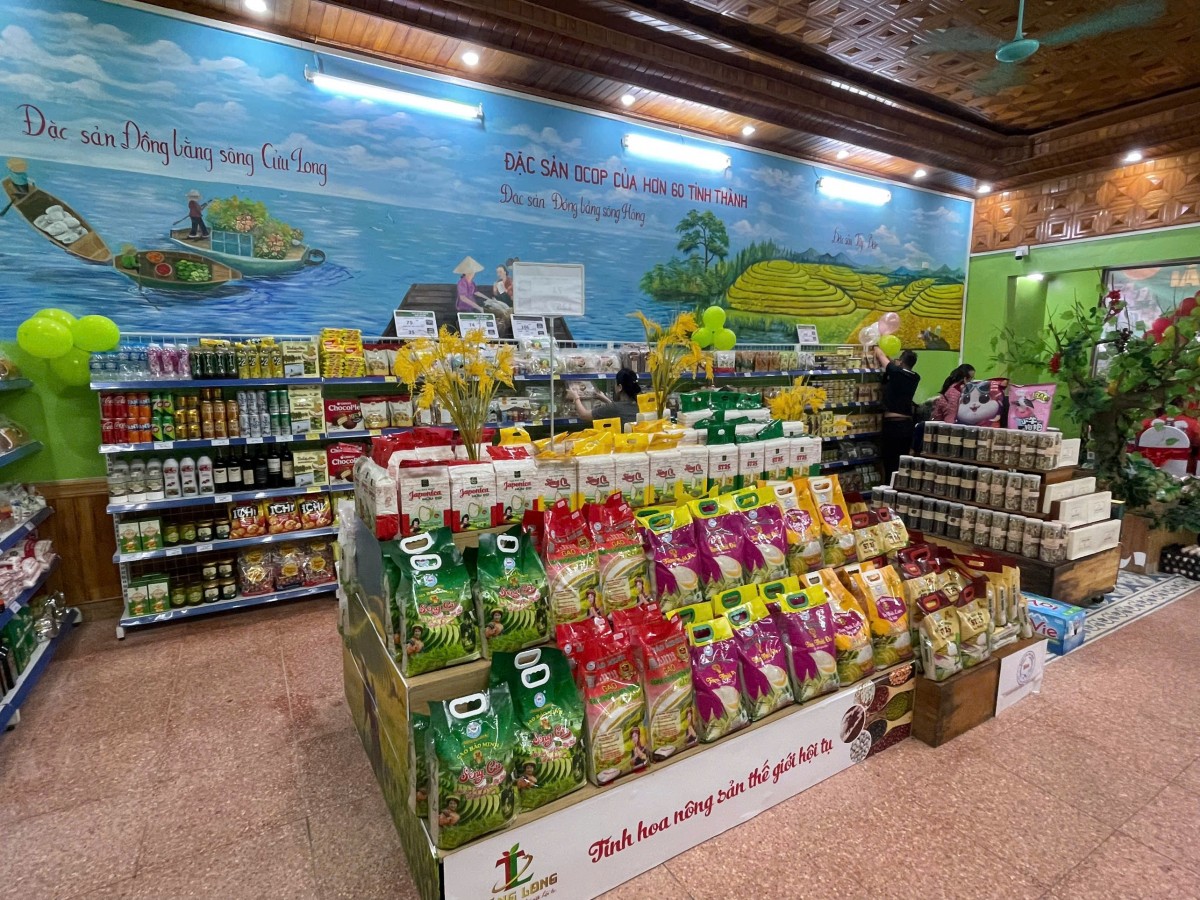 Khai trương Bảo Minh Mart: Khát khao đưa đặc sản OCOP tới mọi nhà Khai trương Bảo Minh Mart: Khát khao đưa đặc sản OCOP tới mọi nhà