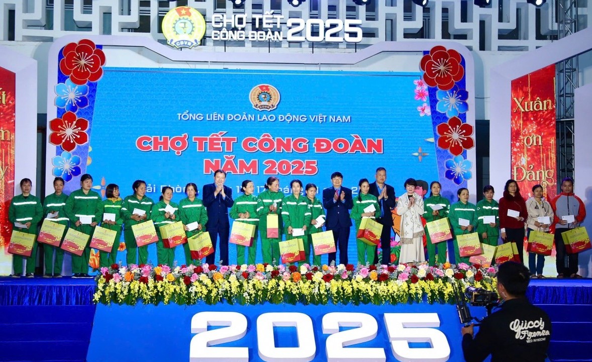 Khai mạc chợ Tết công đoàn nơi tri ân người lao động TP.Hải Phòng dịp Tết 2025