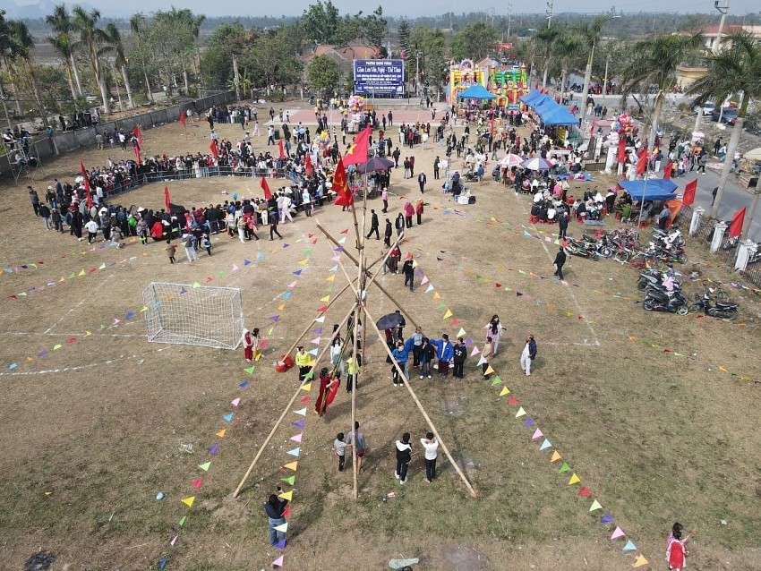 Quảng Ninh: Tưng bừng lễ khai hội Đình Đền Công - Miếu Cổ Linh năm 2025 Quảng Ninh: Tưng bừng lễ khai hội Đình Đền Công - Miếu Cổ Linh năm 2025