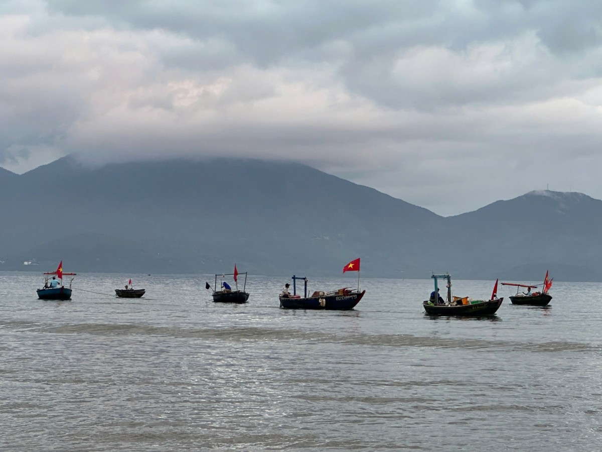 Lễ hội Cầu Ngư: Nét đẹp truyền thống của người dân vùng biển Đà Nẵng Lễ hội Cầu Ngư: Nét đẹp truyền thống của người dân vùng biển Đà Nẵng