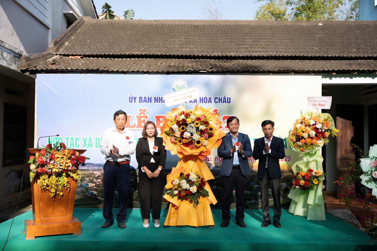 Du lịch cộng đồng kết hợp nông nghiệp sinh thái: Hướng đi bền vững cho làng cổ Phong Nam Du lịch cộng đồng kết hợp nông nghiệp sinh thái: Hướng đi bền vững cho làng cổ Phong Nam
