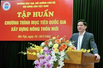 Cán bộ Hội Nông dân được tập huấn Chương trình mục tiêu Quốc gia xây dựng nông thôn mới