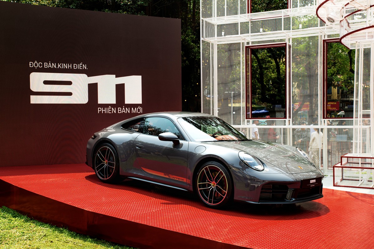 Porsche 911 mới chính thức ra mắt tại Hà Nội, giá thấp nhất 8,87 tỷ đồng