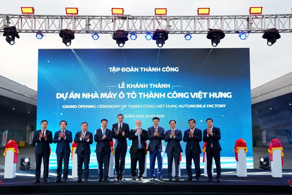 Nhà máy ô tô Thành Công Việt Hưng đi vào hoạt động