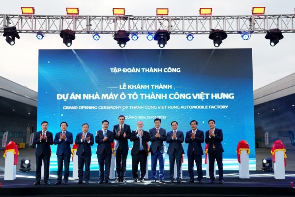 Nhà máy ô tô Thành Công Việt Hưng đi vào hoạt động