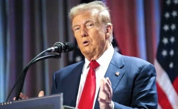 Trump dọa áp thuế cao hơn với EU và Canada nếu liên minh chống Mỹ