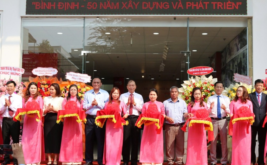 Hơn 1.000 tư liệu quý trưng bày nhân kỷ niệm giải phóng tỉnh Bình Định