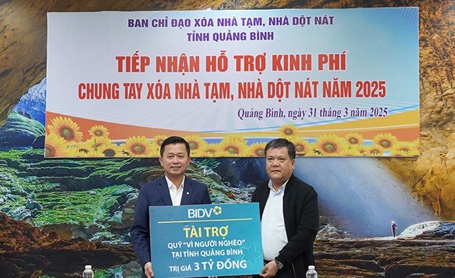 Ngân hàng BIDV, MSB ủng hộ tỉnh Quảng Bình 40 tỷ đồng xóa nhà tạm, nhà dột nát