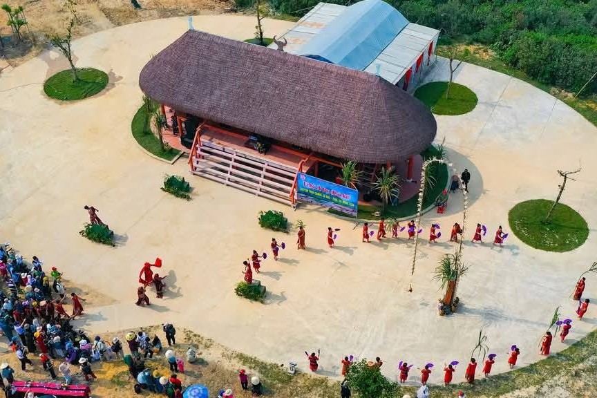 Ngày hội tôn vinh bản sắc văn hóa “Sắc Xuân vùng cao A Lưới”