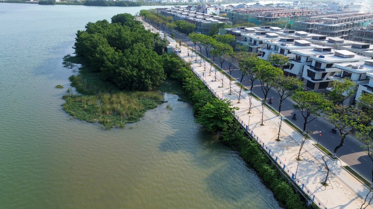 “Mục sở thị” lối dành riêng cho xe đạp dọc tuyến đường Thăng Long “Mục sở thị” lối dành riêng cho xe đạp dọc tuyến đường Thăng Long