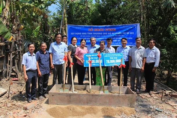 Hội Nông dân tỉnh Bến Tre: Chung tay, góp sức xây dựng nhà “Nghĩa tình nông dân”