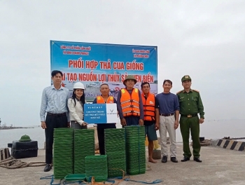 hai phong phoi hop cung doanh nghiep tha cua giong xuong bien bao ve nguon loi thuy san