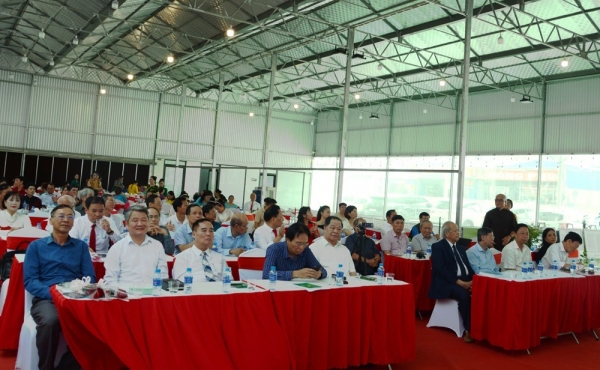 VOAA sẵn sàng chuyển giao công nghệ trồng cây cảnh để làm thuốc nam bằng phương pháp hữu cơ