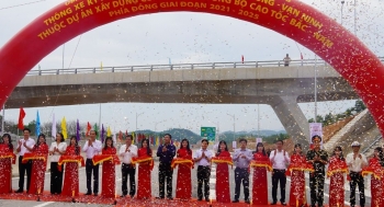 Quảng Bình: Cao tốc Bắc - Nam phía Đông đoạn Bùng - Vạn Ninh thông xe kỹ thuật