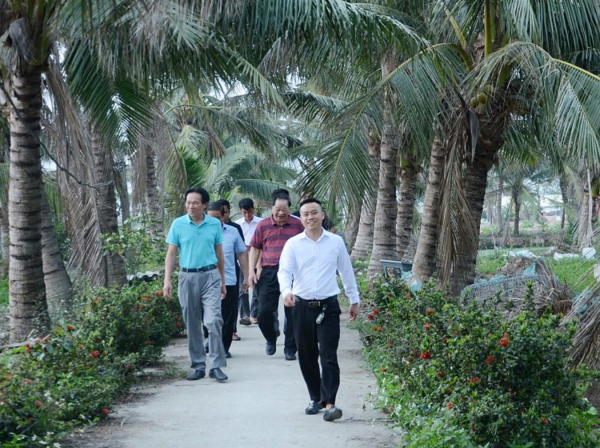 Chủ tịch Hiệp hội Nông nghiệp Hữu cơ Việt Nam thăm và làm việc tại trang trại cá Koi lớn nhất TP Hải Phòng