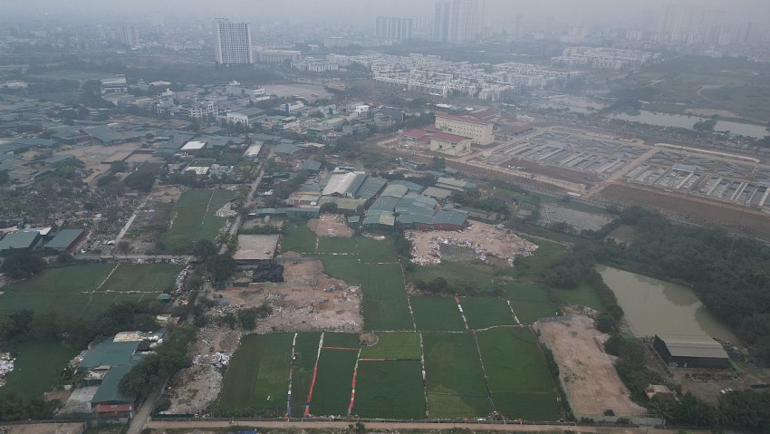 Chủ tịch Hà Nội xử lý nghiêm tình trạng lấn chiếm đất đai ao hồ đồng ruộng
