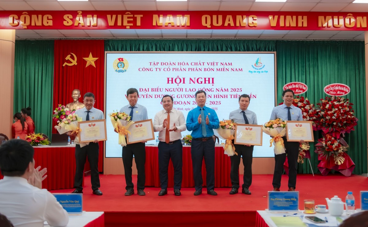 Phân bón Miền Nam: Người lao động là trung tâm trong mọi hoạt động sản xuất kinh doanh