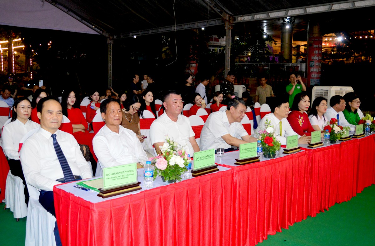 Tuyên Quang: Khai mạc Chương trình trưng bày, giới thiệu sản phẩm du lịch, làng nghề năm 2025