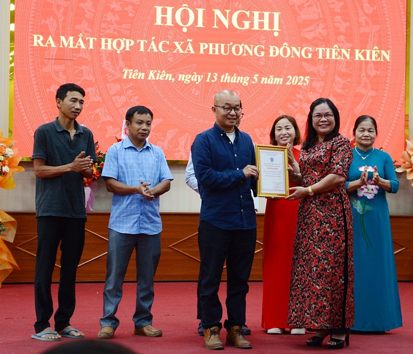 Ra mắt HTX Phương Đông Tiên Kiên: Góp phần phát huy các giá trị văn hóa bản địa
