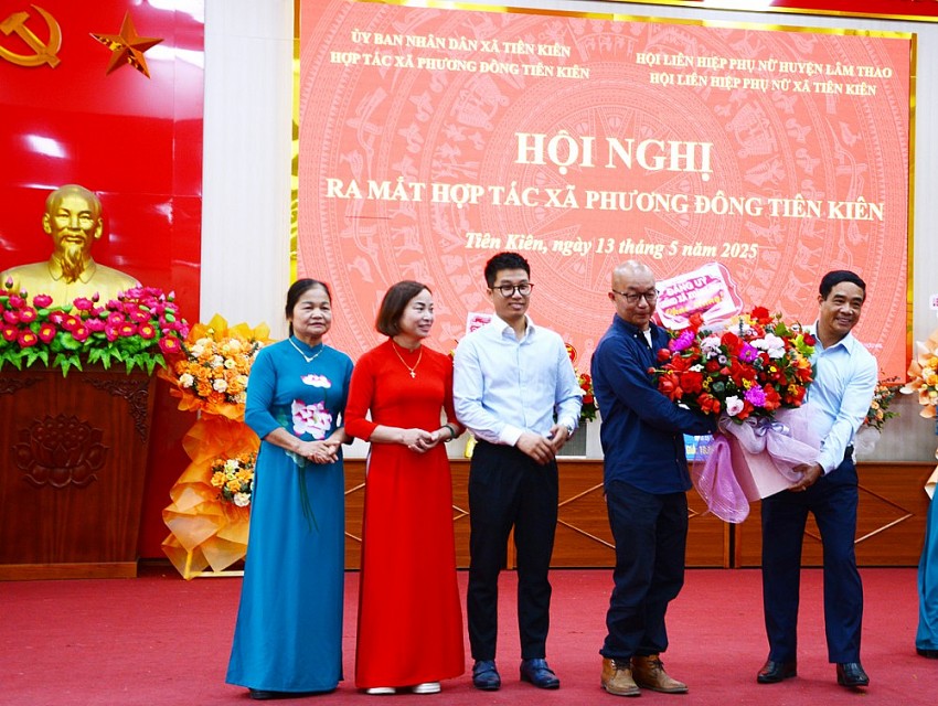 Ra mắt HTX Phương Đông Tiên Kiên: Góp phần phát huy các giá trị văn hóa bản địa