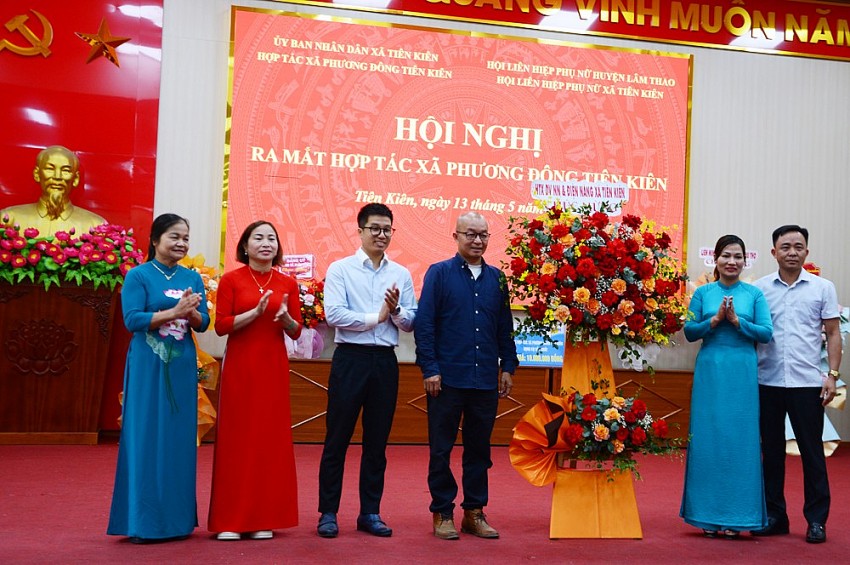 Ra mắt HTX Phương Đông Tiên Kiên: Góp phần phát huy các giá trị văn hóa bản địa