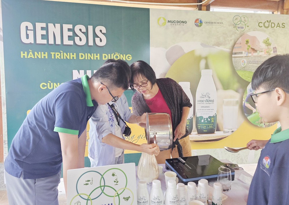 Trải nghiệm tại Mục Đồng farm: Giúp học sinh trường Genesis hiểu rõ giá trị của nông nghiệp hữu cơ với cuộc sống