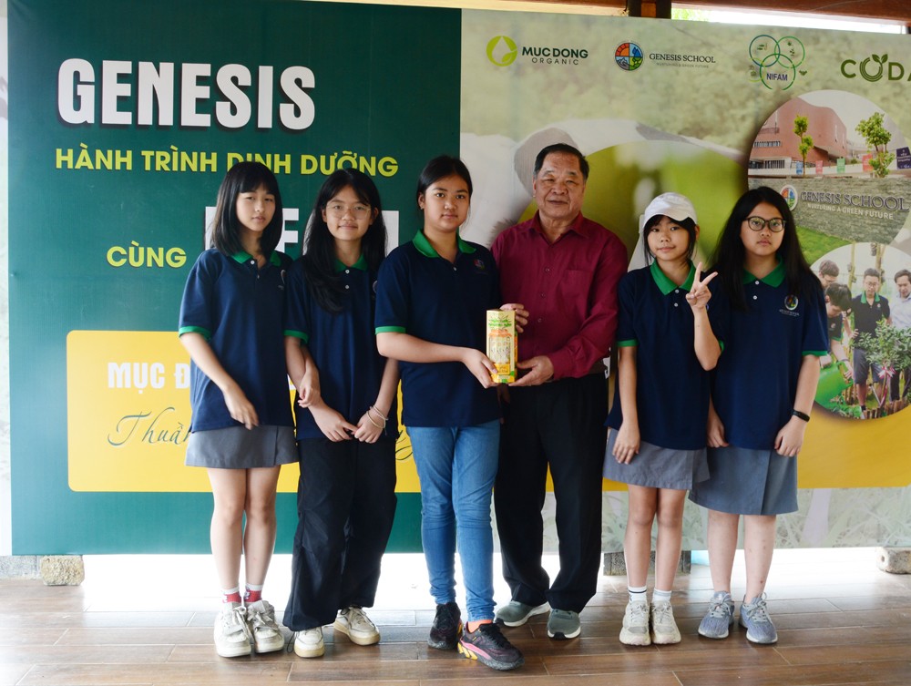 Trải nghiệm tại Mục Đồng farm: Giúp học sinh trường Genesis hiểu rõ giá trị của nông nghiệp hữu cơ với cuộc sống