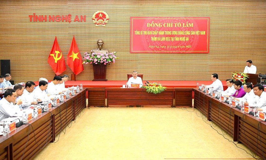 Tổng Bí thư Tô Lâm: Nghệ An cần phát triển kinh tế trên 4 trụ cột chiến lược