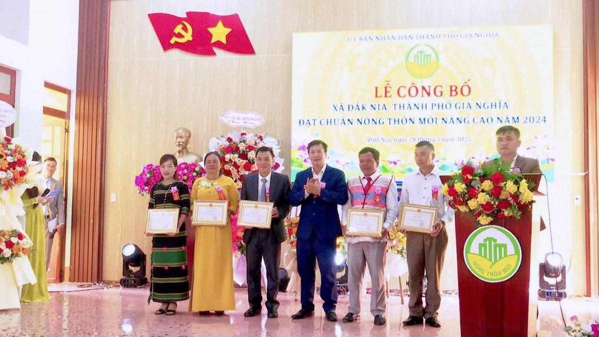 Đắk Nông: Công bố xã Đắk Nia đạt chuẩn nông thôn mới nâng cao năm 2024