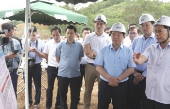 Khẩn trương giải quyết dứt điểm các tồn tại, đẩy nhanh tiến độ 4 dự án đường  cao tốc phía Bắc