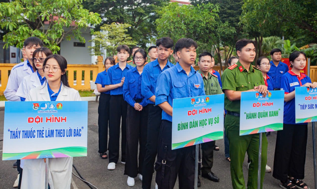 Tuổi trẻ Đà Nẵng sôi nổi ra quân Chiến dịch Thanh niên tình nguyện Hè 2025