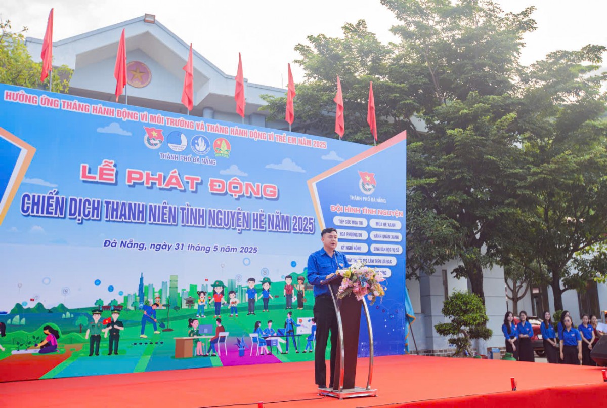 Tuổi trẻ Đà Nẵng sôi nổi ra quân Chiến dịch Thanh niên tình nguyện Hè 2025