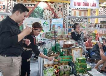 Đắk Lắk đẩy mạnh kích cầu tiêu dùng, tiêu thụ sản phẩm OCOP gắn với thương mại điện tử