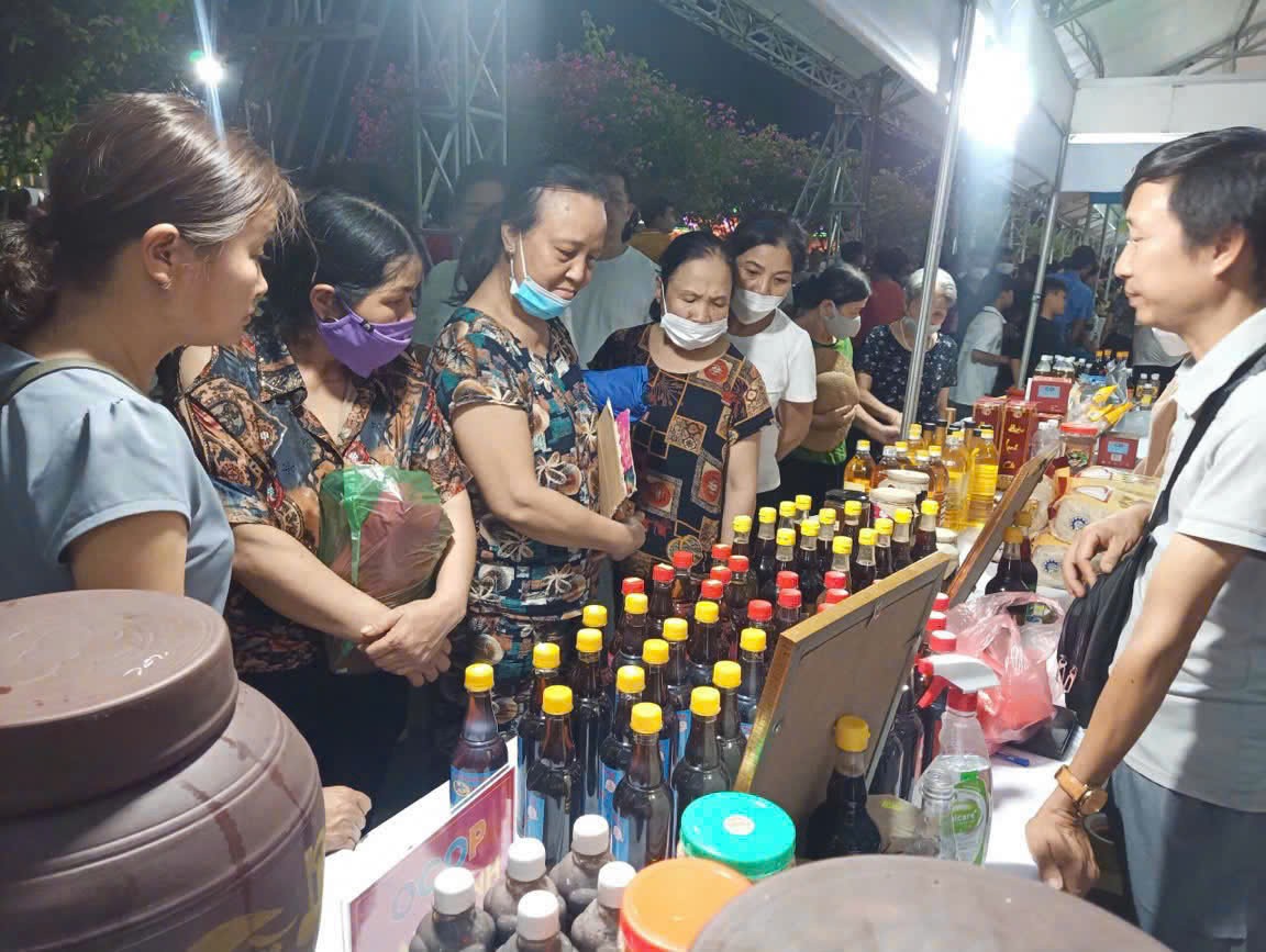 Sản xuất nước mắm theo cách đặc biệt này, không lo đầu ra