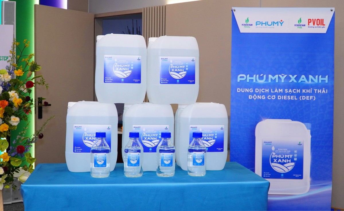 PVFCCo - Phú Mỹ và PVOIL ký kết thỏa thuận hợp tác trong lĩnh vực dịch vụ, thương mại và hóa chất