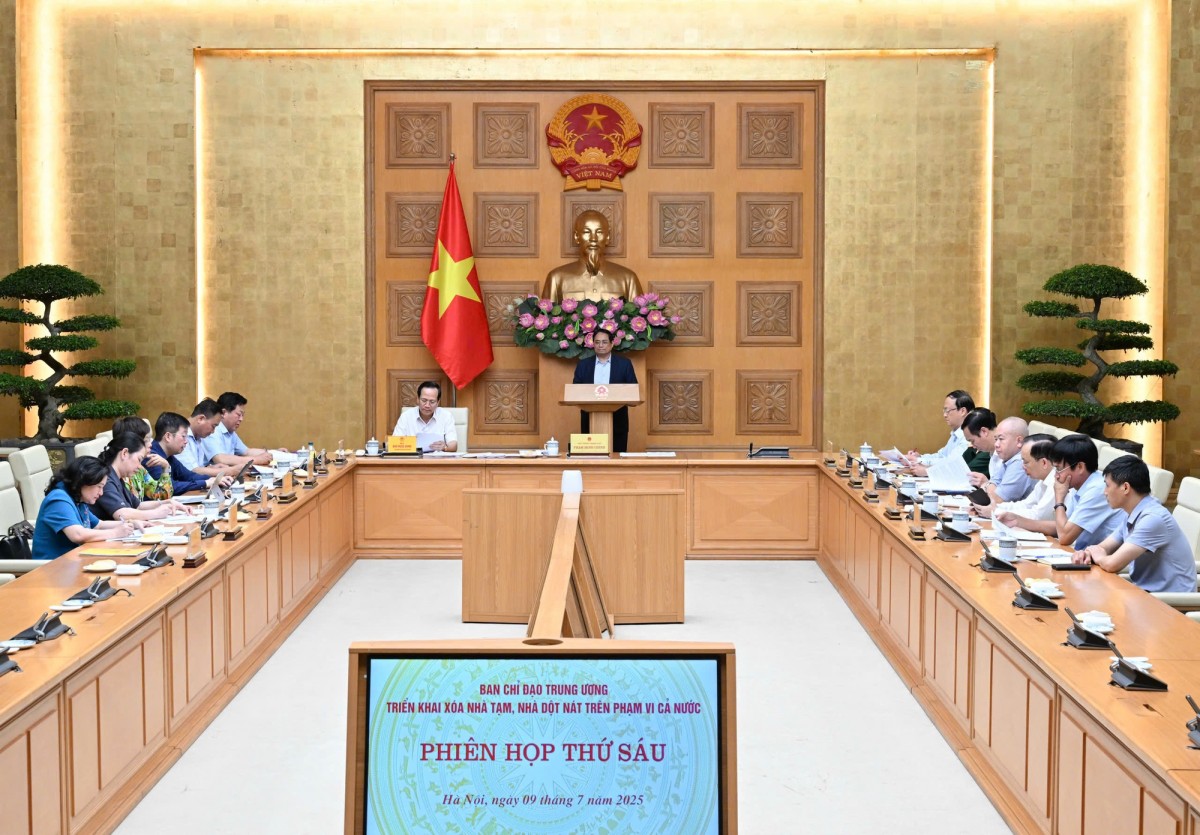 Thủ tướng Phạm Minh Chính, Trưởng Ban Chỉ đạo Trung ương triển khai xóa nhà tạm, nhà dột nát trên phạm vi cả nước, chủ trì phiên họp thứ 6 của Ban Chỉ đạo