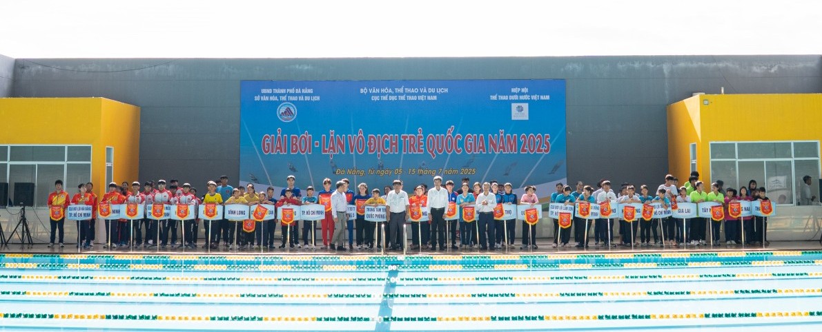 Giải bơi và lặn vô địch trẻ quốc gia 2025 khai mạc tại Đà Nẵng