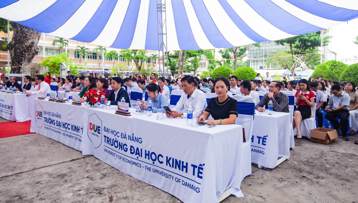 Hơn 8.000 cơ hội việc làm đến sinh viên và người lao động