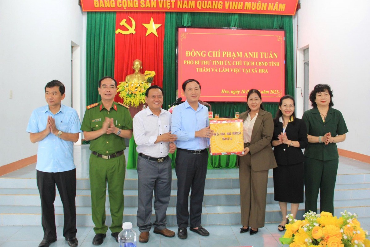 Gia Lai: Chủ tịch UBND tỉnh Phạm Anh Tuấn kiểm tra hoạt động sau sáp nhập tại xã Hra