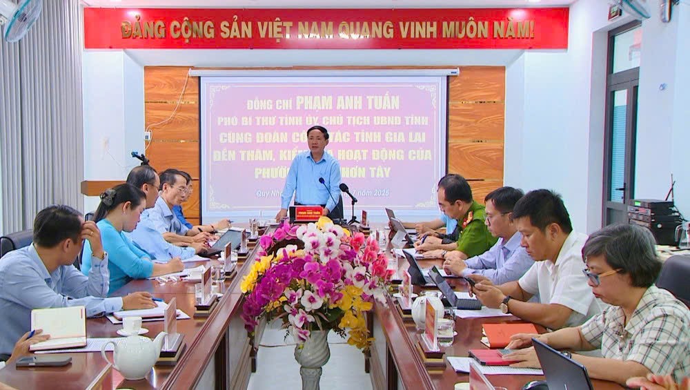 Gia Lai: Chủ tịch UBND tỉnh Phạm Anh Tuấn thăm, làm việc tại phường Quy Nhơn Tây