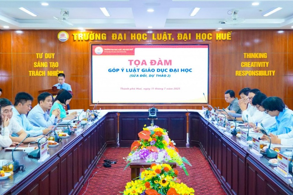 Đại học Luật Huế tổ chức tọa đàm góp ý Dự thảo Luật Giáo dục Đại học sửa đổi