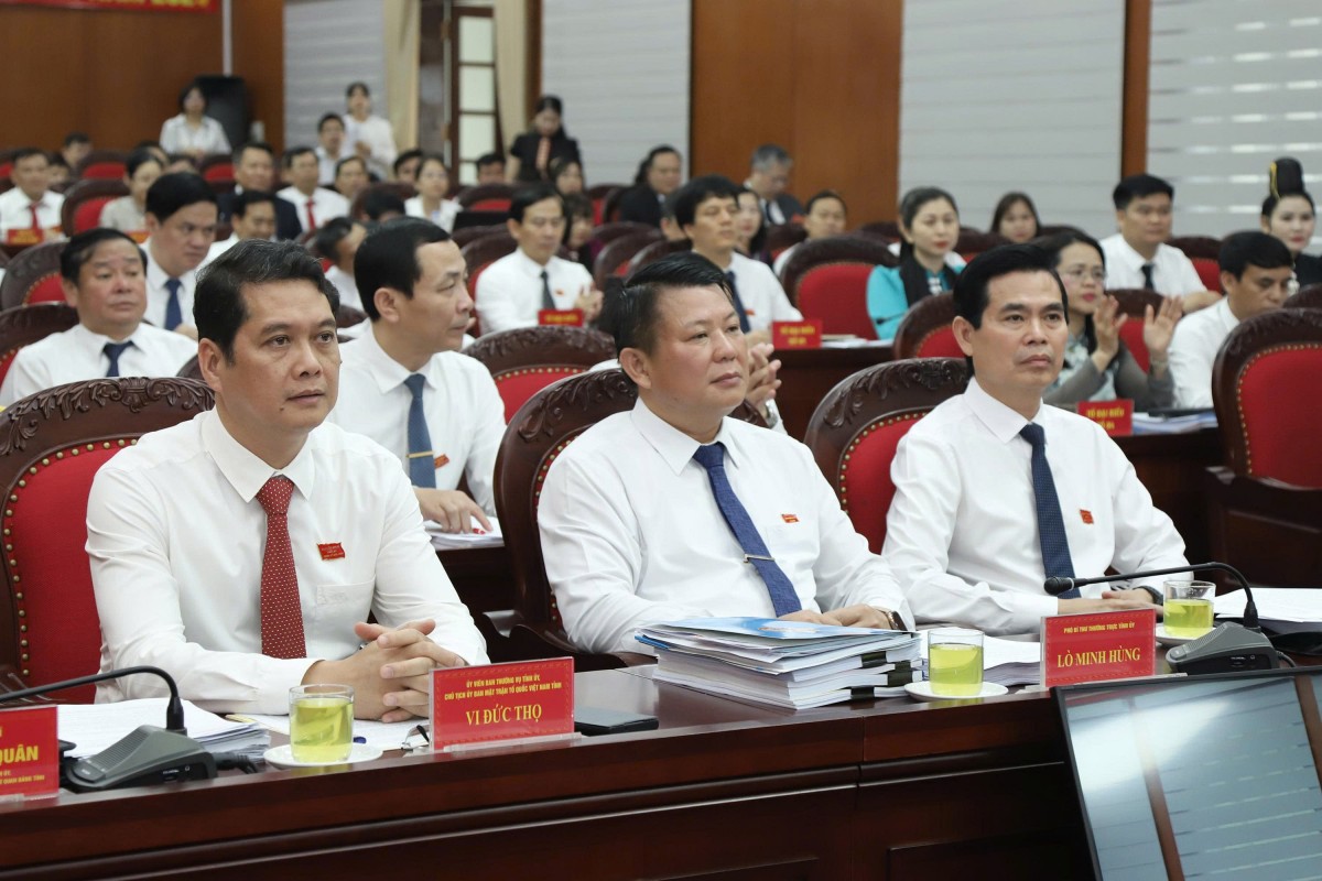 Hội đồng Nhân dân tỉnh Sơn La thông qua nhiều Nghị quyết quan trọng