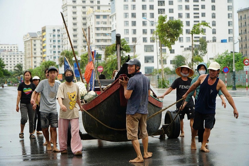 Thanh Hóa: Cấm biển từ 8 giờ sáng 21/07 để tránh bão Wipha