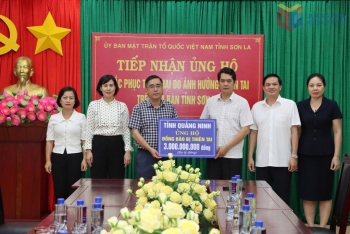 Tỉnh Quảng Ninh trao kinh phí hỗ trợ cho hai tỉnh Điện Biên và Sơn La