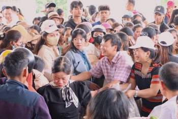 Độc đáo phiên chợ 0 đồng trở thành nhịp cầu văn hóa - kinh tế - cộng đồng