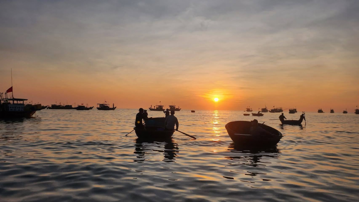 Trải nghiệm làng chài bình yên đẹp như tranh vẽ xứ Đà thành