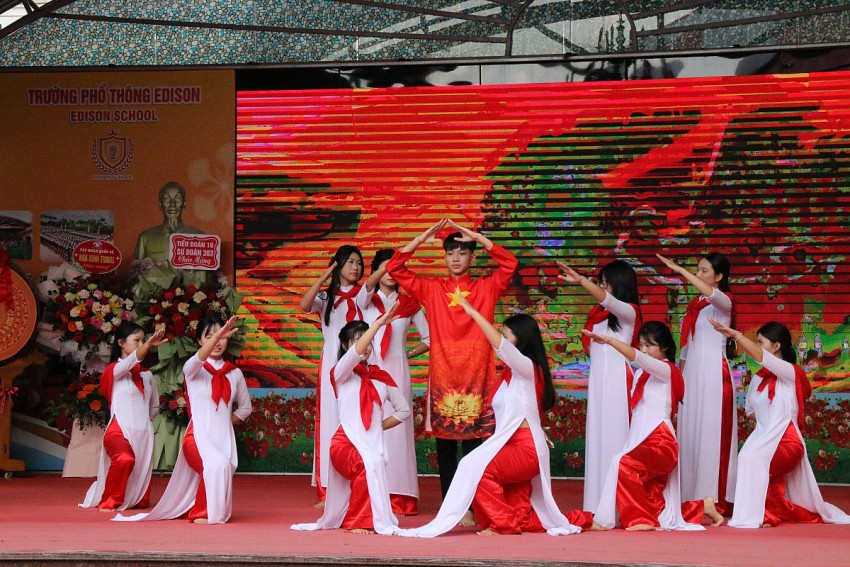 Lễ khai giảng năm học 2025-2026: Nơi nâng cánh những ước mơ tại trường Edison