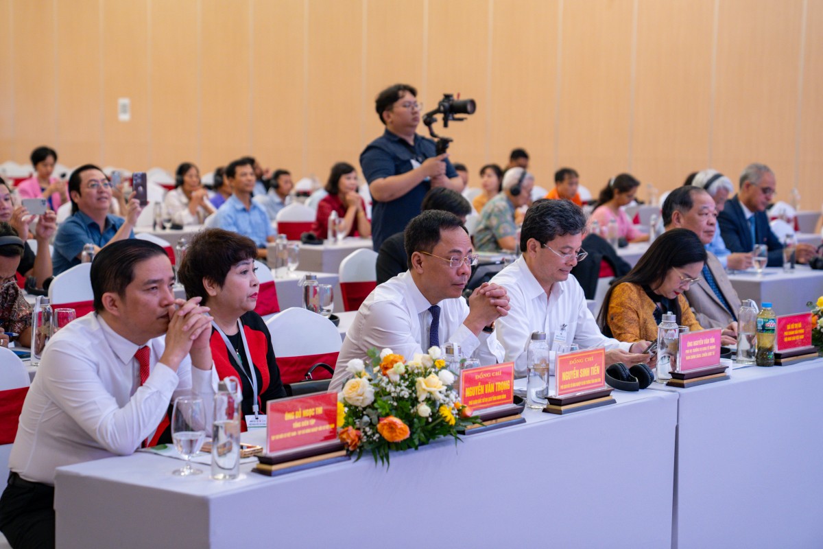 Lễ trao giải cuộc thi viết 