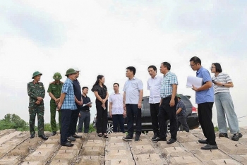 chu tich ubnd tphai phong ban hanh cong dien khan toan luc ung pho sieu bao ragasa bao so 9